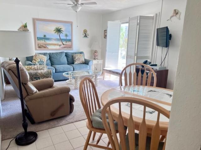 Apartment Sea Club I